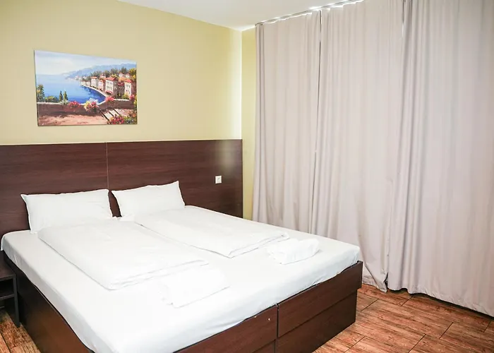 Star Hotel